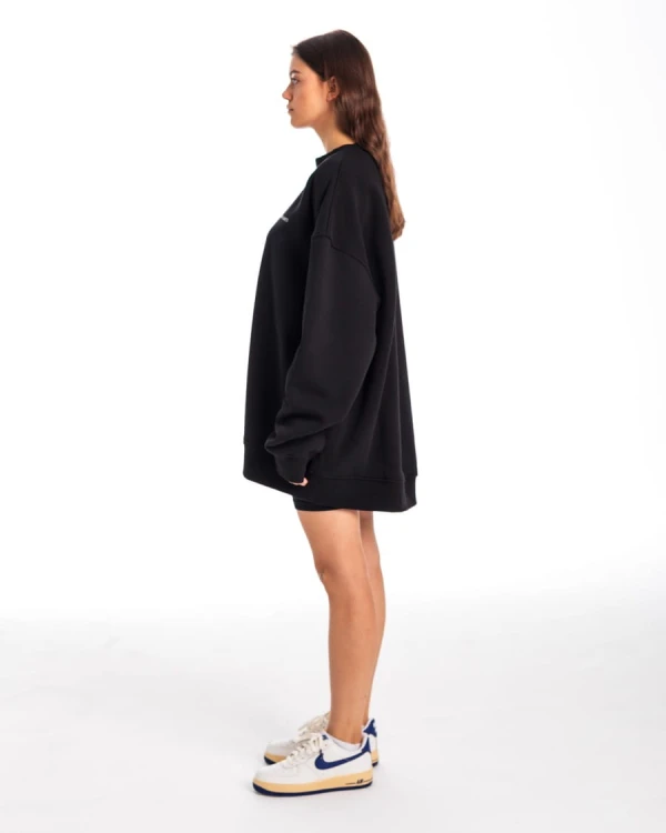 Crewneck Black 1.jpg