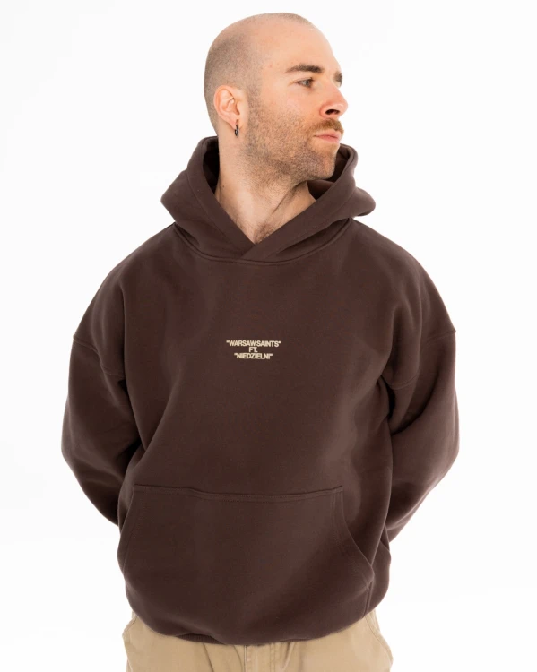 Niedzielni brown M4.jpg
