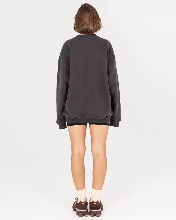 Crewneck_5.jpg