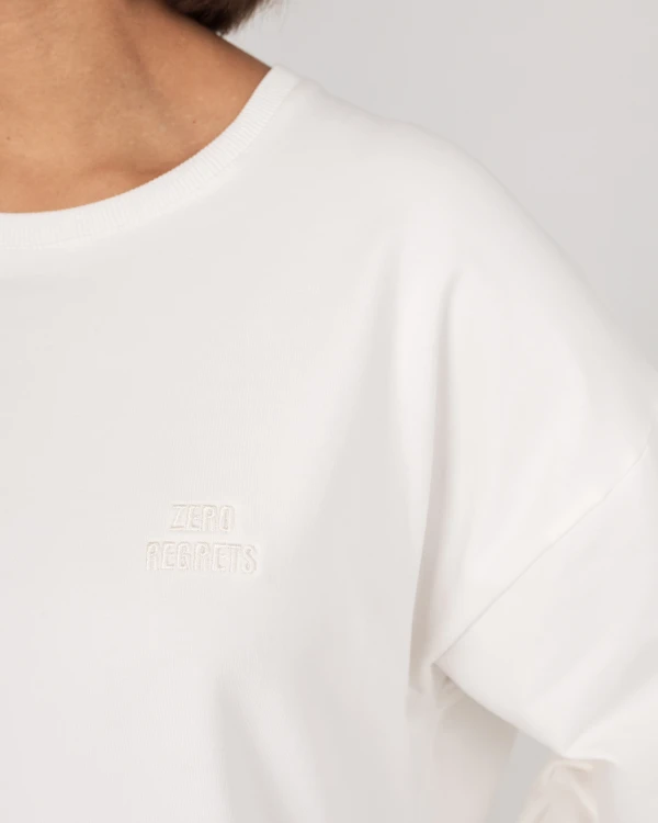 Longsleeve_2.jpg
