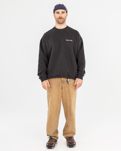 Crewneck_5.jpg